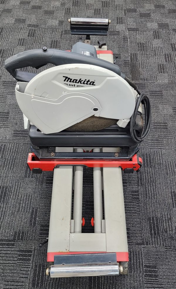 Makita Drop Saw (M2401) on detachable Milwaukee Work Bench - IP367276 - Image 3