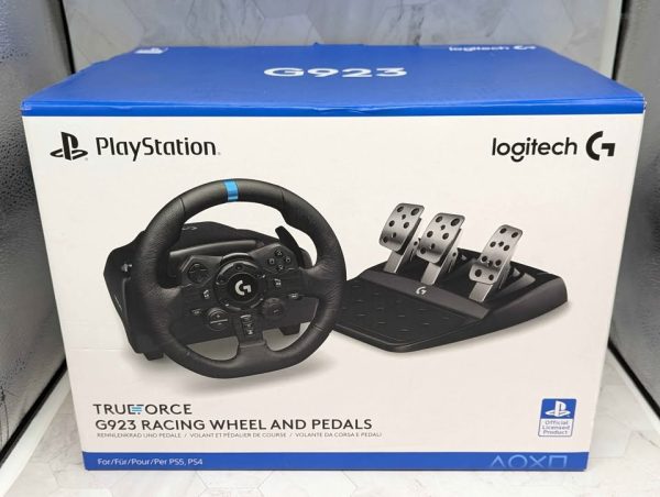Sealed Logitech TrueForce G923 Racing Wheel & Pedals (PS5/4) - BP366752 - Image 5