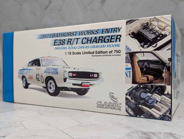 Classic Carlectables 1:18 1971 Bathurst Works Entry E38 R/T Charger Model Car - BP365193 - Image 2