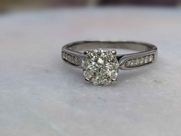 VALUATED LADIES 9CT WHITE GOLD DIAMOND RING BL263645 - Image 9