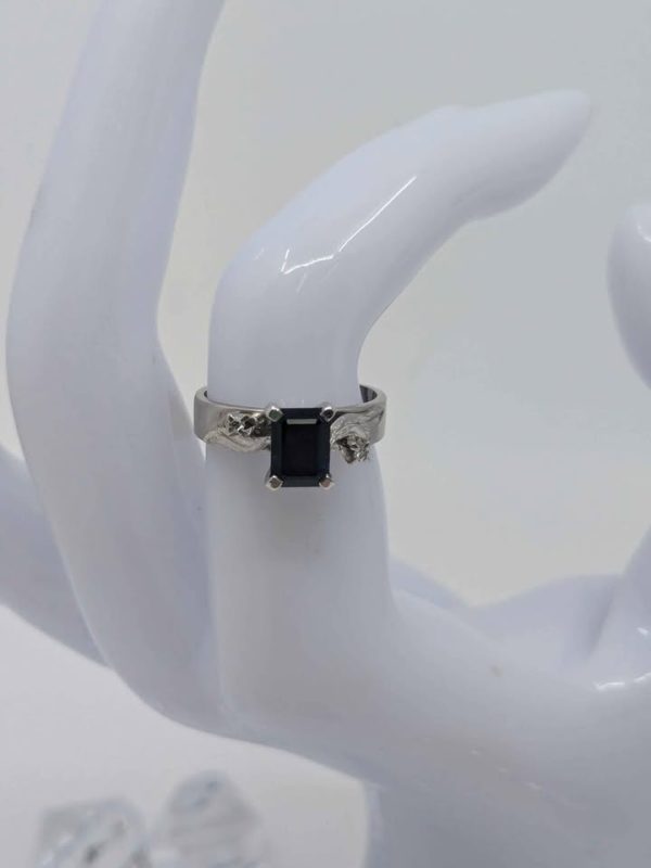 Ladies 18ct White Gold Sapphire & Diamond Dress Ring - BL270082 - Image 5