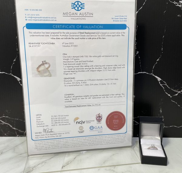 LADIES 18CT WHITE GOLD DIAMOND RING TW197197 - Image 12