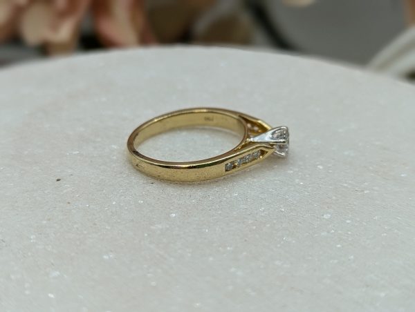 Ladies 18CT Yellow Gold Diamond Solitaire Ring (3.9gms) - BP312929 - Image 3