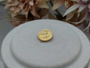 22CT Yellow Gold Full Sovereign Coin Pin (8.4gms) - BP354938