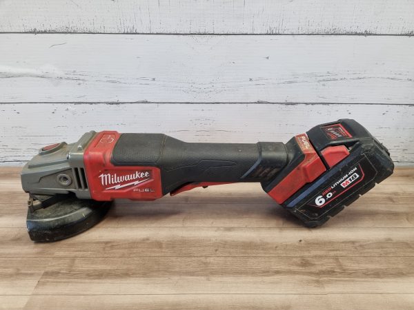 Milwaukee 18V Angle Grinder TW373867