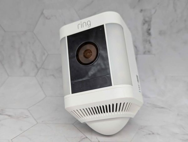 Ring Spotlight Cam Plus Outdoor Camera - BP371031 - Image 3