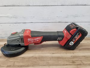 Milwaukee 18V Angle Grinder TW373563