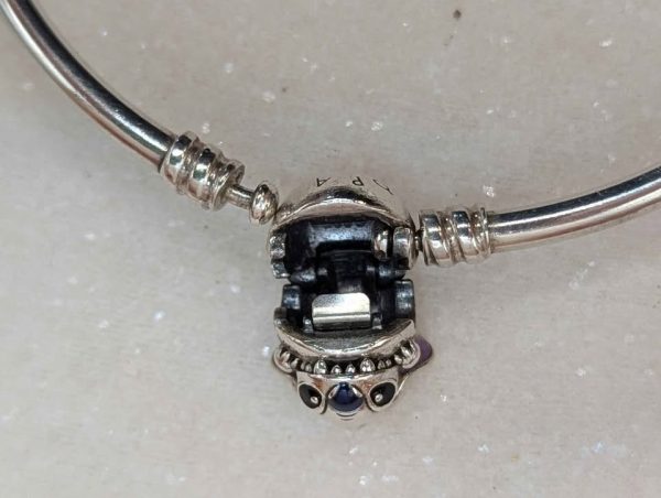 Pandora Moments Sterling Silver Disney Stitch "Love at First Bite" Clasp Bangle (11.6gms) - BP375374 - Image 7