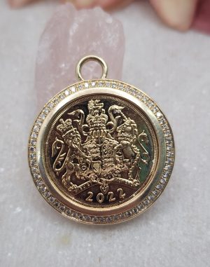22CT Full Sovereign Pendant with 0.30 Carat TW of Diamonds in Yellow Gold - IP315937