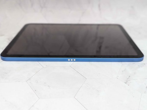Apple iPad 64GB (10th Gen) - BP375319 - Image 4
