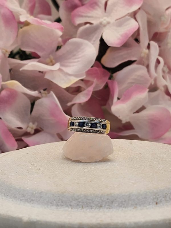 18CT Mixed Gold, Diamond And Sapphire Ring - IP307459 - Image 8