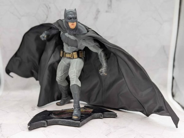 Batman Vs Superman Model Figure w/ Stand - BP375470