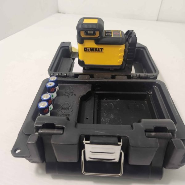 DEWALT LASER LEVEL #GN366675 - Image 4