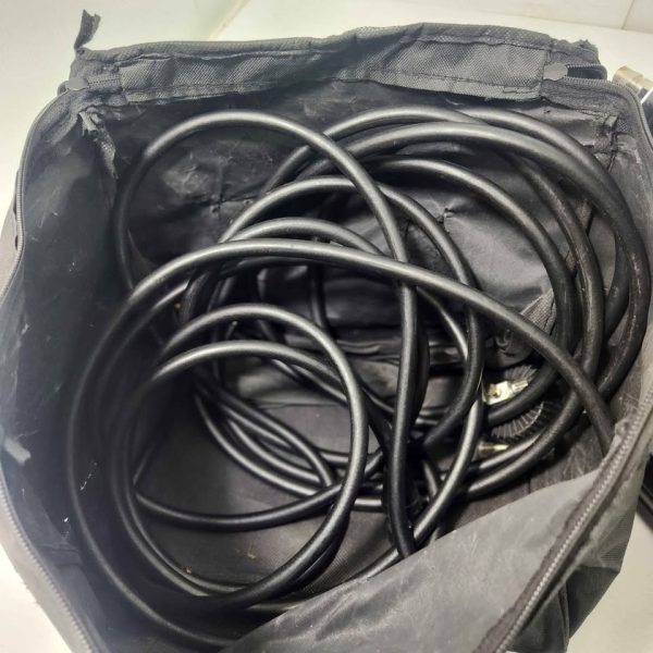 THUMPER TYRE PUMP WITH HOSES IN BAG - Image 13
