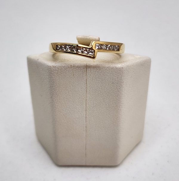 Ladies 18CT Yellow Gold Cross-Over Diamond Ring- IP320308 - Image 16
