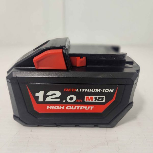 MILWAUKEE M19 12.0AH BATTERY #GN374872 - Image 4