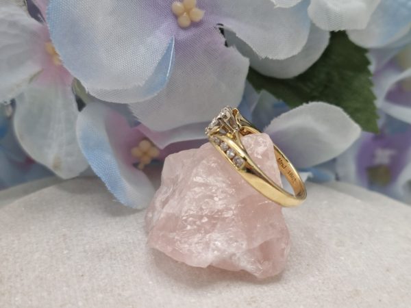 Ladies 18CT Yellow Gold Diamond Cluster Ring with Accredited Valuation - IP260053 - Image 8