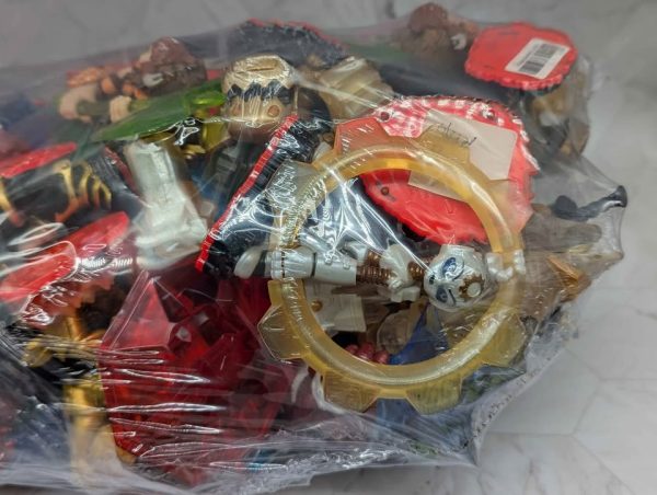 Skylanders 41 Pce Trap Team Figure Collection - BP371153 - Image 7