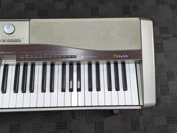 Casio Privia Digital Piano (PX-400R) - BP373269 - Image 6