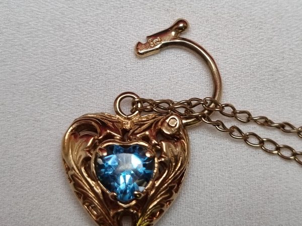9ct Yellow Gold Blue Stone Heart Locket Bracelet TW315344 - Image 4