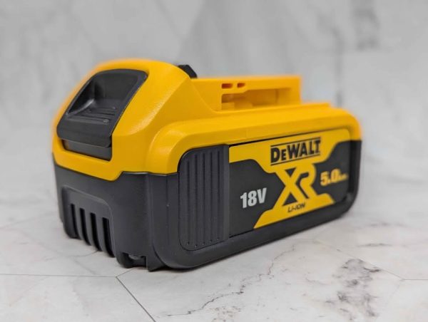 DeWalt 18V 5.0Ah Battery - BP371004