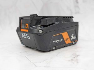 AEG 18V 5Ah Battery - BP374086