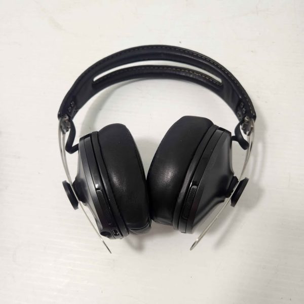 SENNHEISER MOMENTUM M2 HEADPHONES IN CASE #GN330295 - Image 9