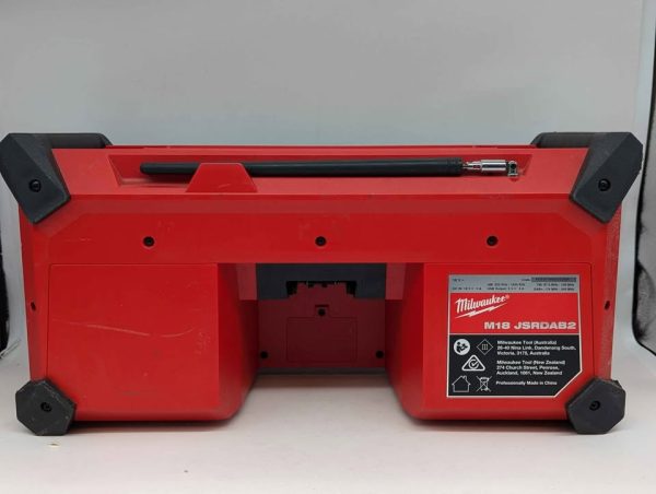 Milwaukee 18V Bluetooth DAB+ Jobsite Radio Skin-Only (M18 JSRDAB2) - BP359068 - Image 13