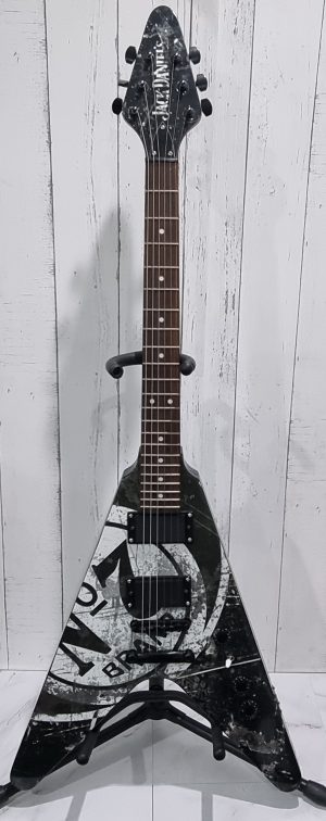 Jack Daniels Special Edition Flying V Guitar TW354482