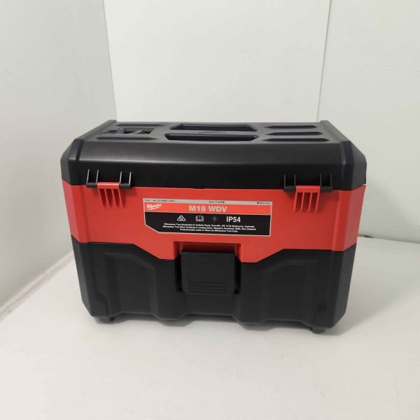 MILWAUKEE 18V WET/DRY VACUUM #GN371777 - Image 5