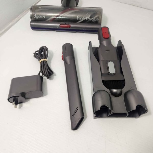 DYSON CORDLESS VACCUM WITH CHARGER #GN371795 - Image 12