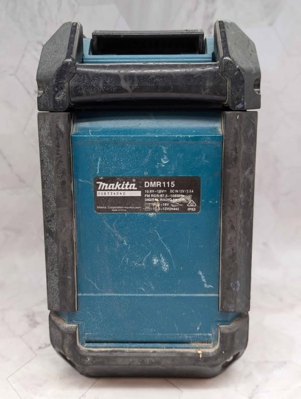 Makita 18V Digital Jobsite Radio Skin-Only (DMR115) - BP371808 - Image 4