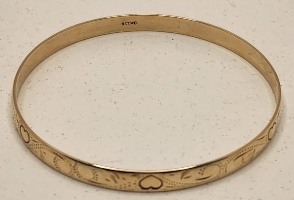 Ladies 9CT Yellow Gold Engraved Heart Design Bangle - IP347329 - Image 5