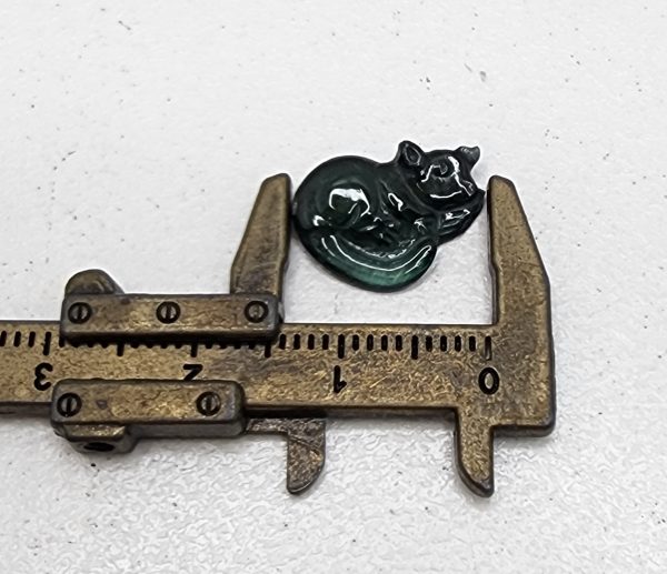Carved Sapphire Possum - IP308920 - Image 6