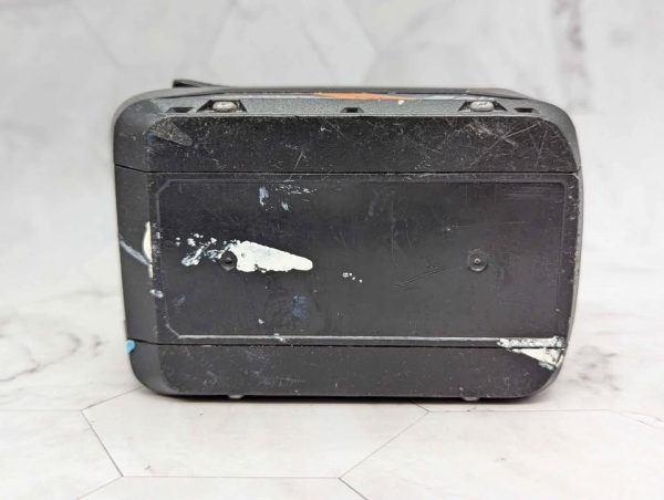AEG 18V 5Ah Battery - BP374086 - Image 5