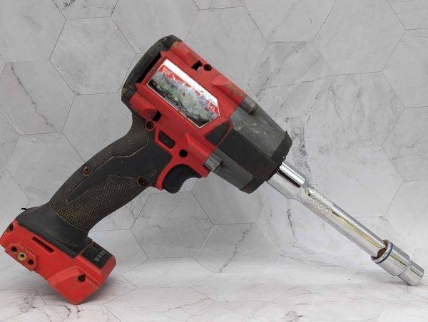 Milwaukee 18V 1/2" Impact Wrench Skin-Only w/ Socket Extension Bar - BP370945 - Image 5