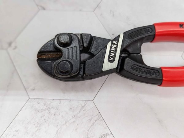 Knipex Compact 200mm Bolt Cutters (7101200) - BP371036 - Image 2