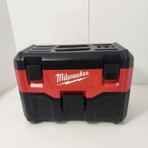 MILWAUKEE 18V WET/DRY VACUUM #GN371777 - Image 14