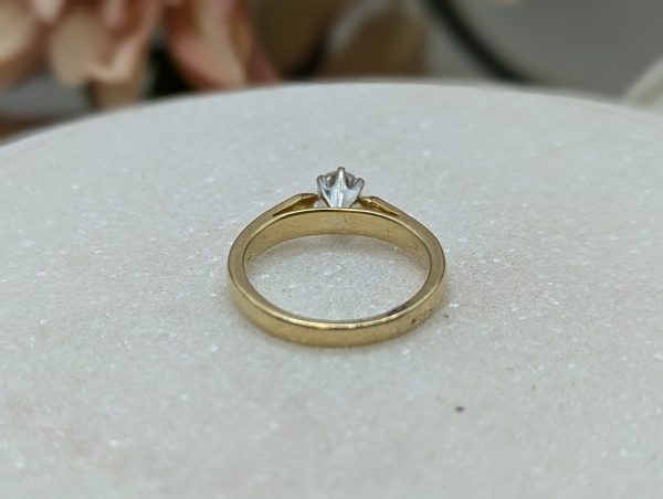 Ladies 18CT Yellow Gold Diamond Solitaire Ring (3.9gms) - BP312929 - Image 4