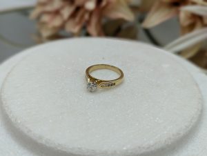 Ladies 18CT Yellow Gold Diamond Solitaire Ring (3.9gms) - BP312929
