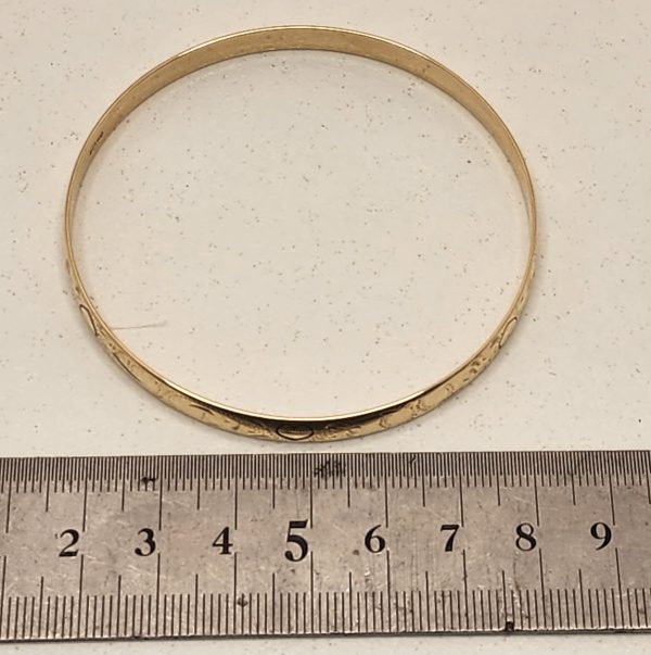 Ladies 9CT Yellow Gold Engraved Heart Design Bangle - IP347329 - Image 7