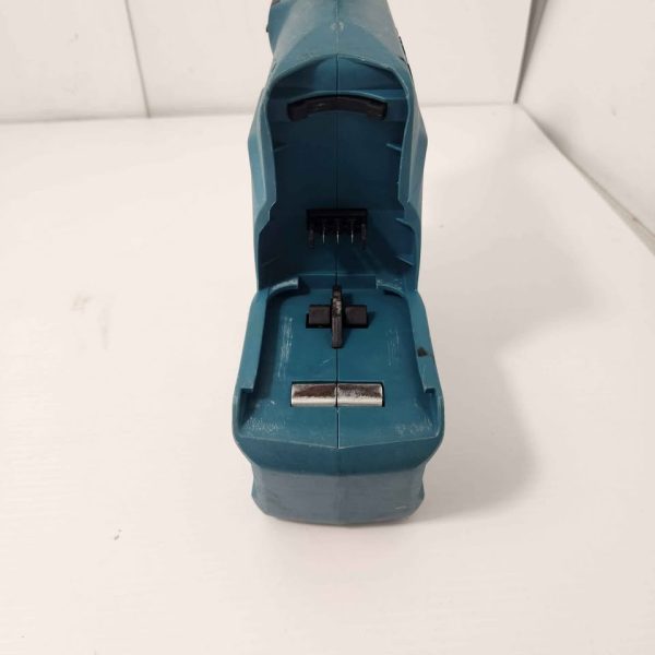 MAKITA DUST EXTRACTOR ATTACHMENT #GN364981 - Image 2