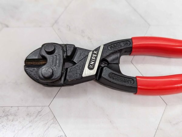 Knipex Compact 200mm Bolt Cutters (7101200) - BP371036 - Image 4