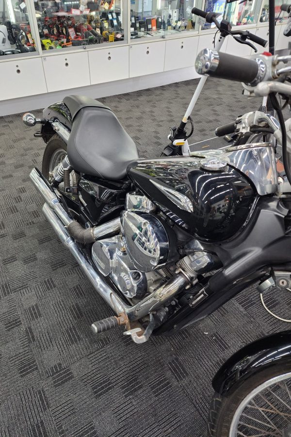 2007 Honda Shadow Spirit 750 (VT750C2) - IP369300 - Image 19