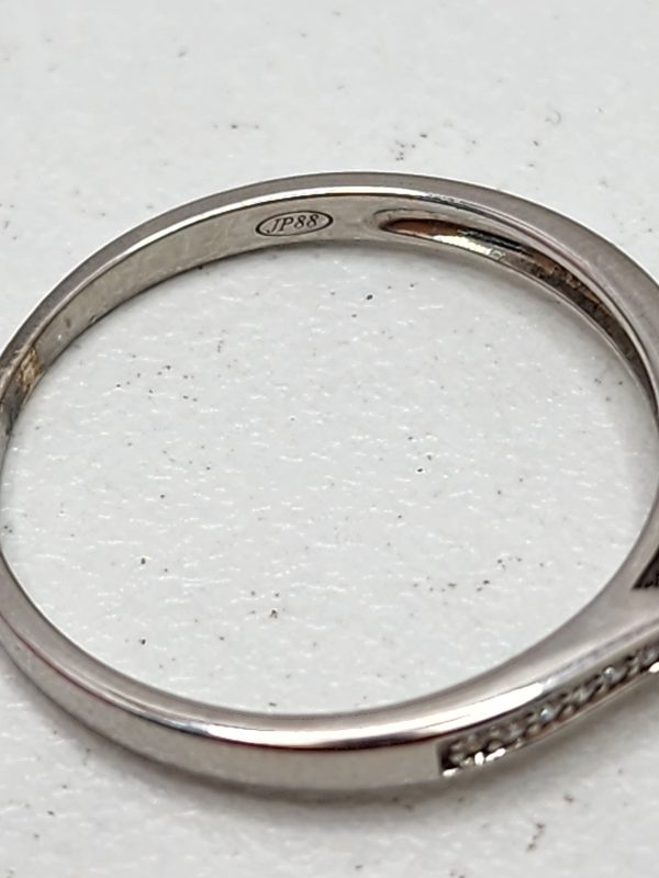 Ladies 9CT White Gold Diamond Ring - IP317552 - Image 9