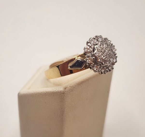 Valuated 18CT Yellow Gold Illusion Diamonds and Sapphire - IP354362 - Image 15