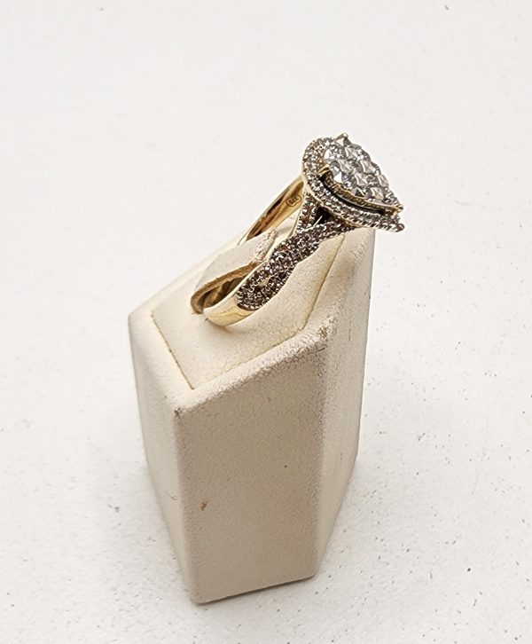 Ladies 9CT Tear Drop Diamond Ring - IP354622 - Image 5