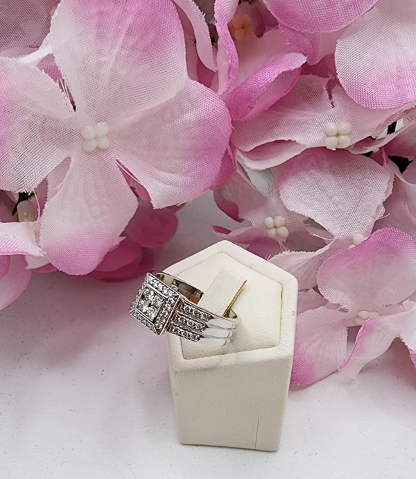 Valuated 9CT White Gold and Diamond Halo Ring - IP194253 - Image 16