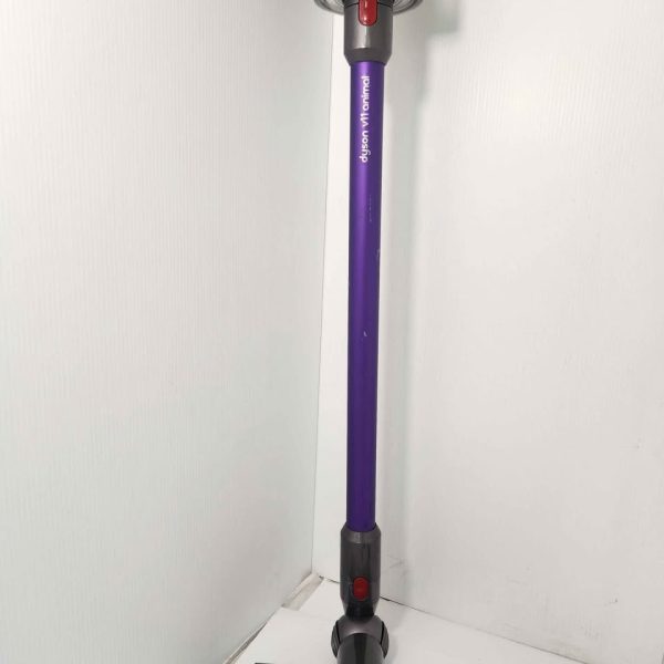 DYSON CORDLESS VACCUM WITH CHARGER #GN371795 - Image 10