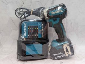 Makita 18V Impact Driver w/ 5Ah Battery and Charger - BP376663